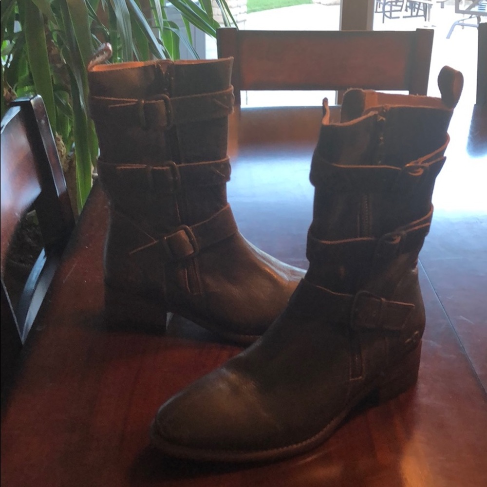 Bed Stu Distressed NWT Boots Size 10